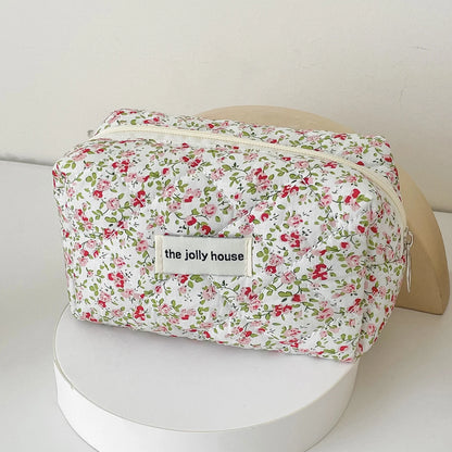 Fashion Flower Quilted Makeup Storage Bag Portable Travel Organizer Cosmetic Toiletry Pouch Cute Make Up Handbag Floral Bags