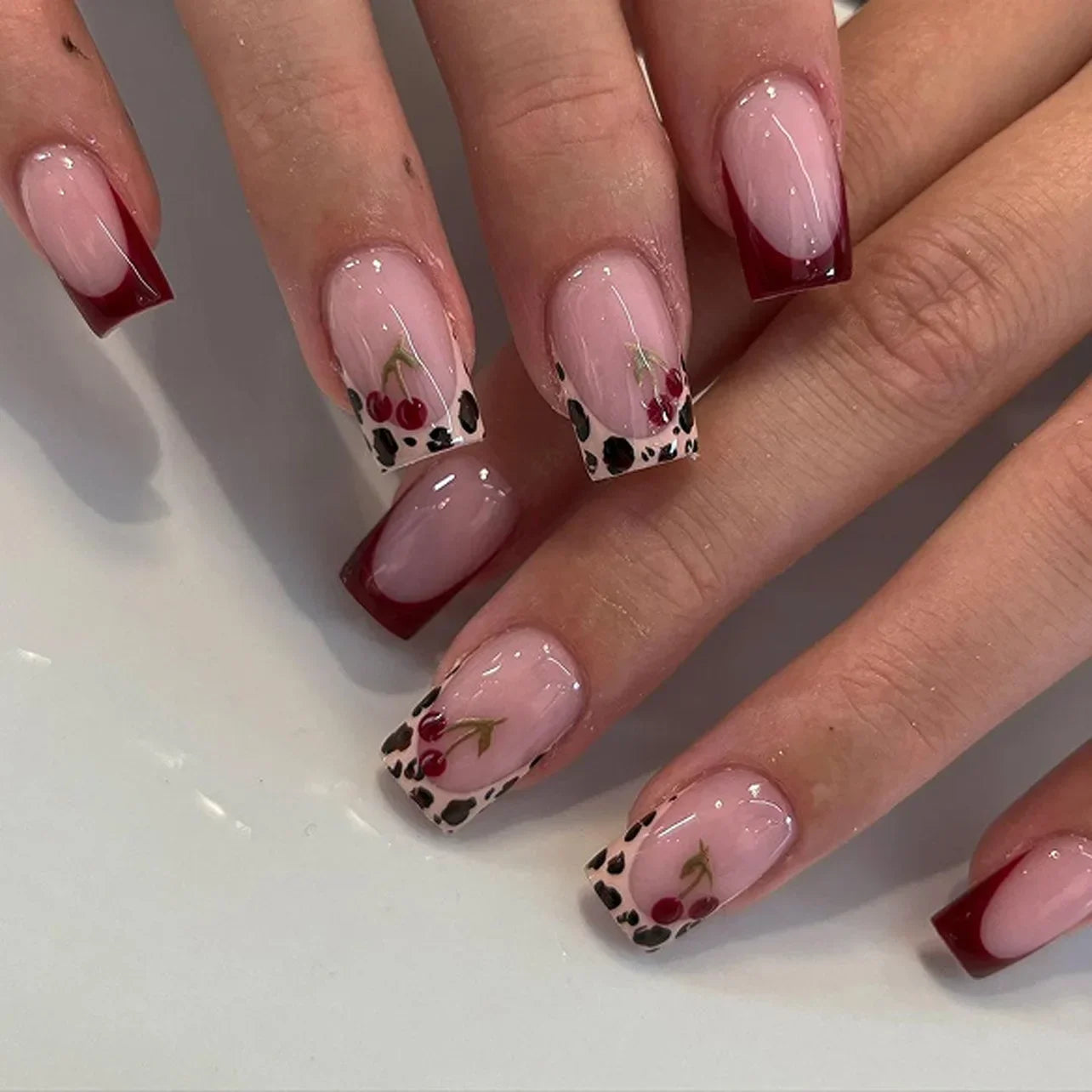 24pcs Short Square Press on Nails Jade Flower Sparkling Powder Designs Fake Nails with Glue Green Gradient Full Cover Nail Tips