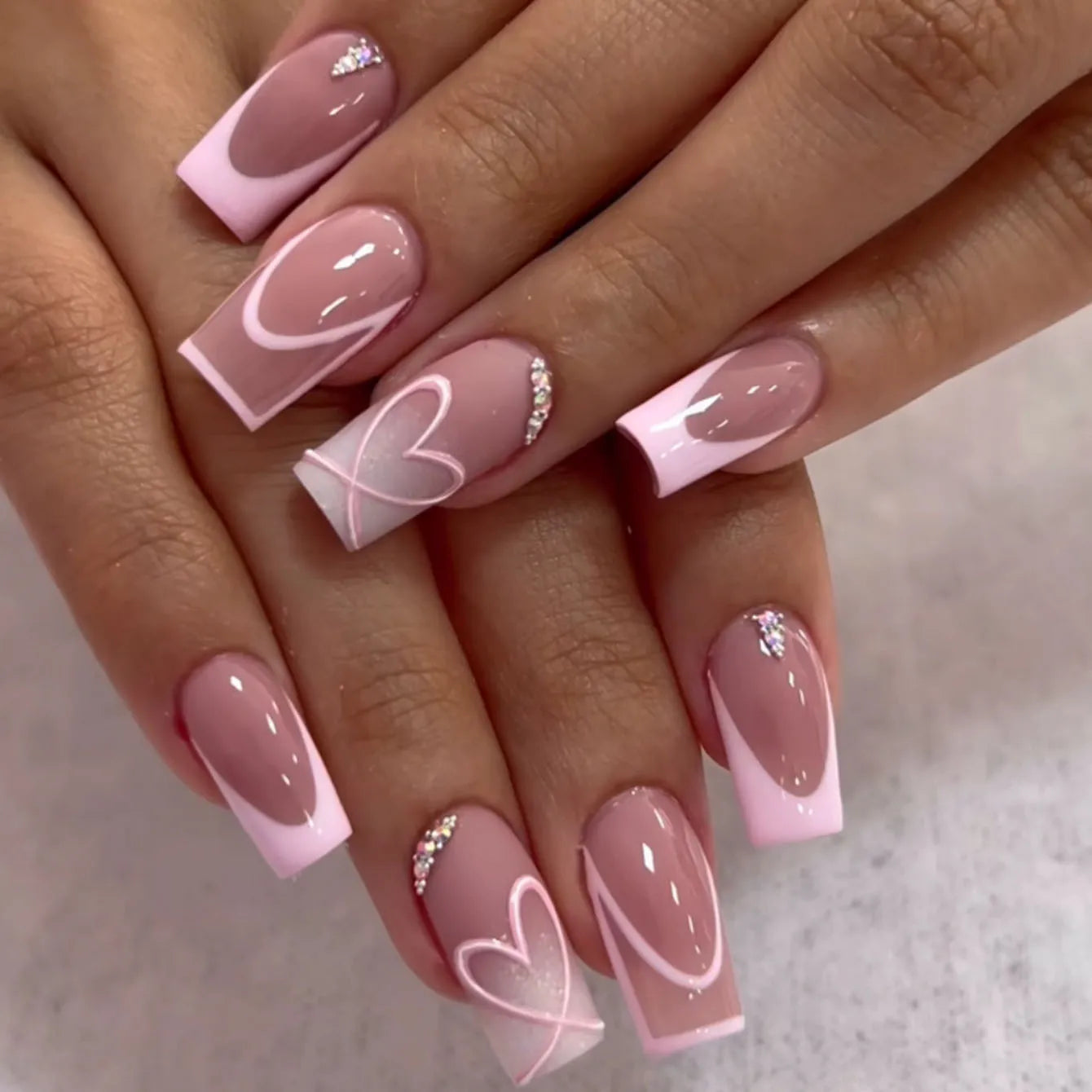 24pcs Mid-length Press on Nails Pink French Full Cover Flower Design Fake Nail Reusable Pearl False Nail with Jelly Glue Nails