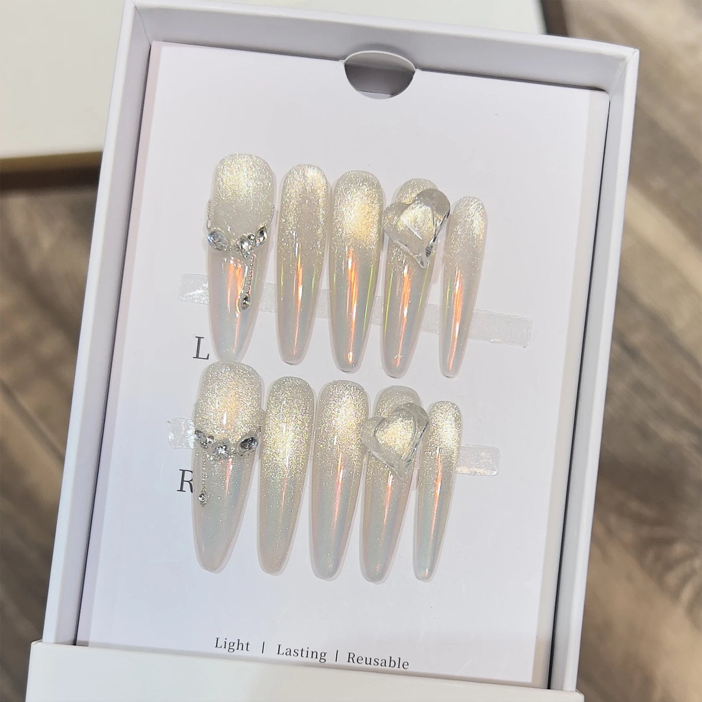 10pcs Long Almond Fake Nails Tips With Green Cat's Eye Handmade French Press On Nail Flower Pearl Design False Nail Detachable