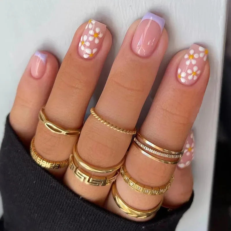 24Pcs Shiny Pearl Wearable False Nails Short Square Fake Nail Simple Summer Press on Nails Detachable Full Cover Nail Tips