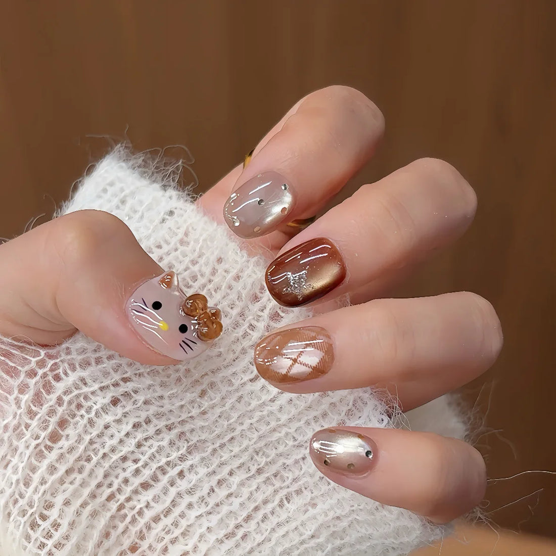 10PCS Summer BrownThe Polka Dot Cat's Eye Short Nail Art Hello Kitty Cute Notes Handmade Acrylic Fake Nail Gift