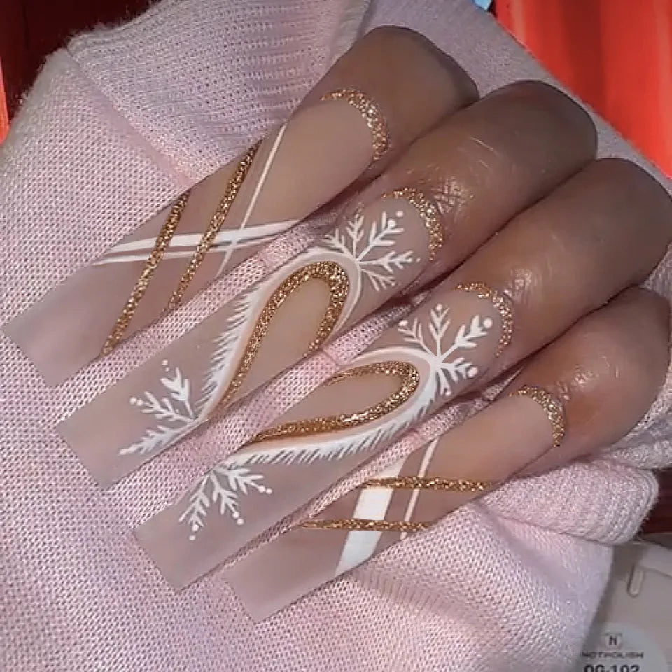 Medium long fake nails for Christmas party Cute snowman Santa Claus gift snowflake square almond tips Press on false nail art