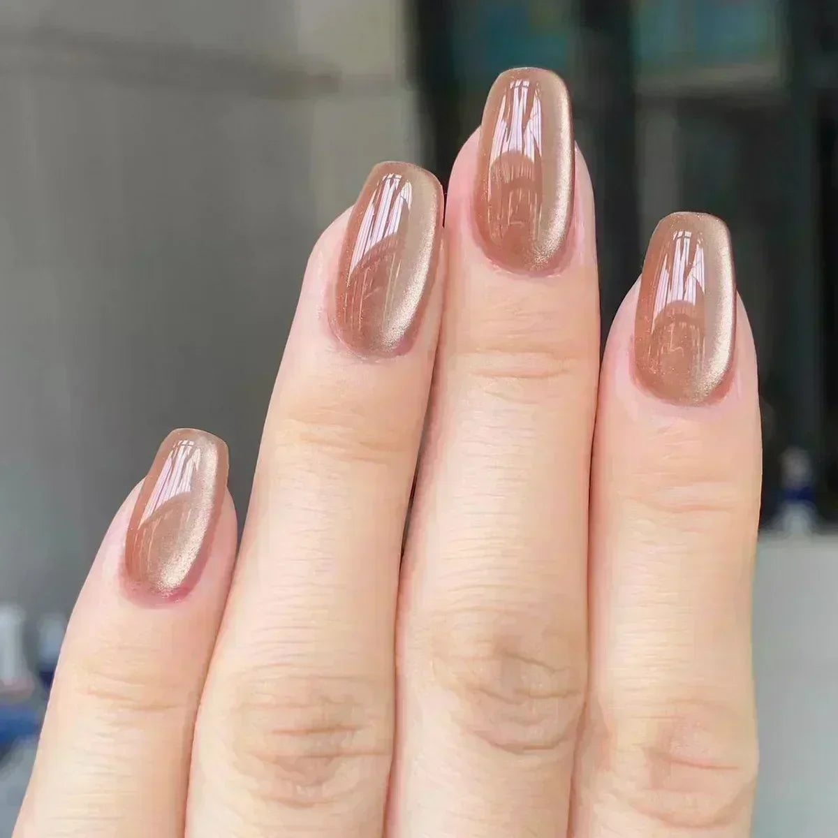 24pcs Crystal Cat Eye False Nails with Glue Short Square Press on Nails Shiny Red Jewel Nail Solid Color Fake Nails Minimalis