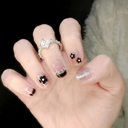 24pcs Bowknots Love Heart Pattern Press On Nails Cute Fresh Short Round French Style False Nails Korean Sweet Wearable Fake Nail