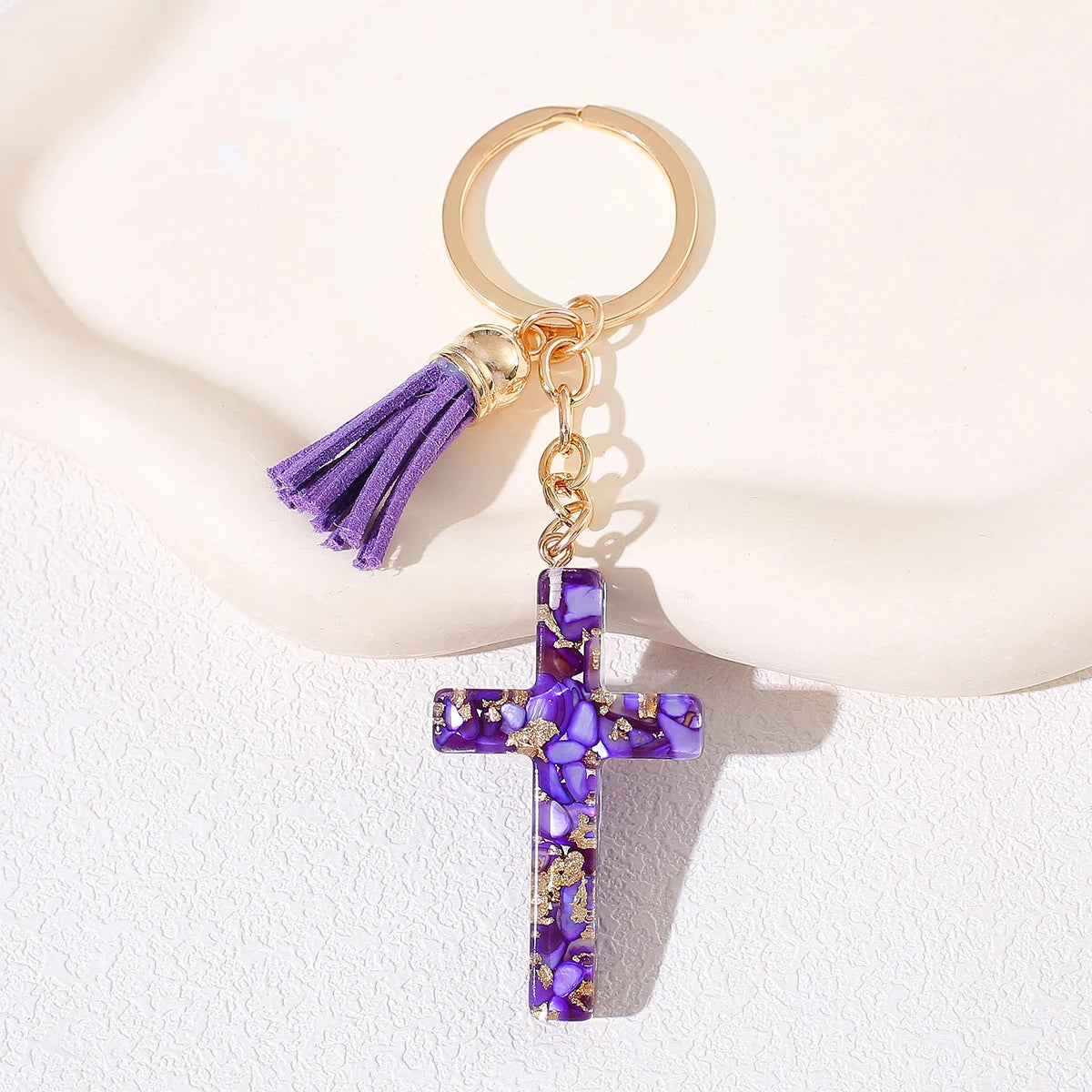 Resin Cross Keychain for Women - Chic Fashion Resin Heart & Tassel Key Ring, Christian Religious Key Pendant for Backpack Purse,