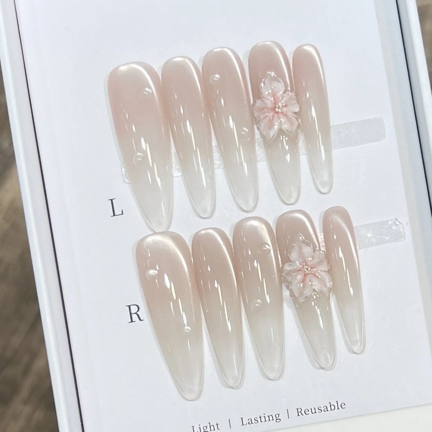 10pcs Long Almond Fake Nails Tips With Green Cat's Eye Handmade French Press On Nail Flower Pearl Design False Nail Detachable