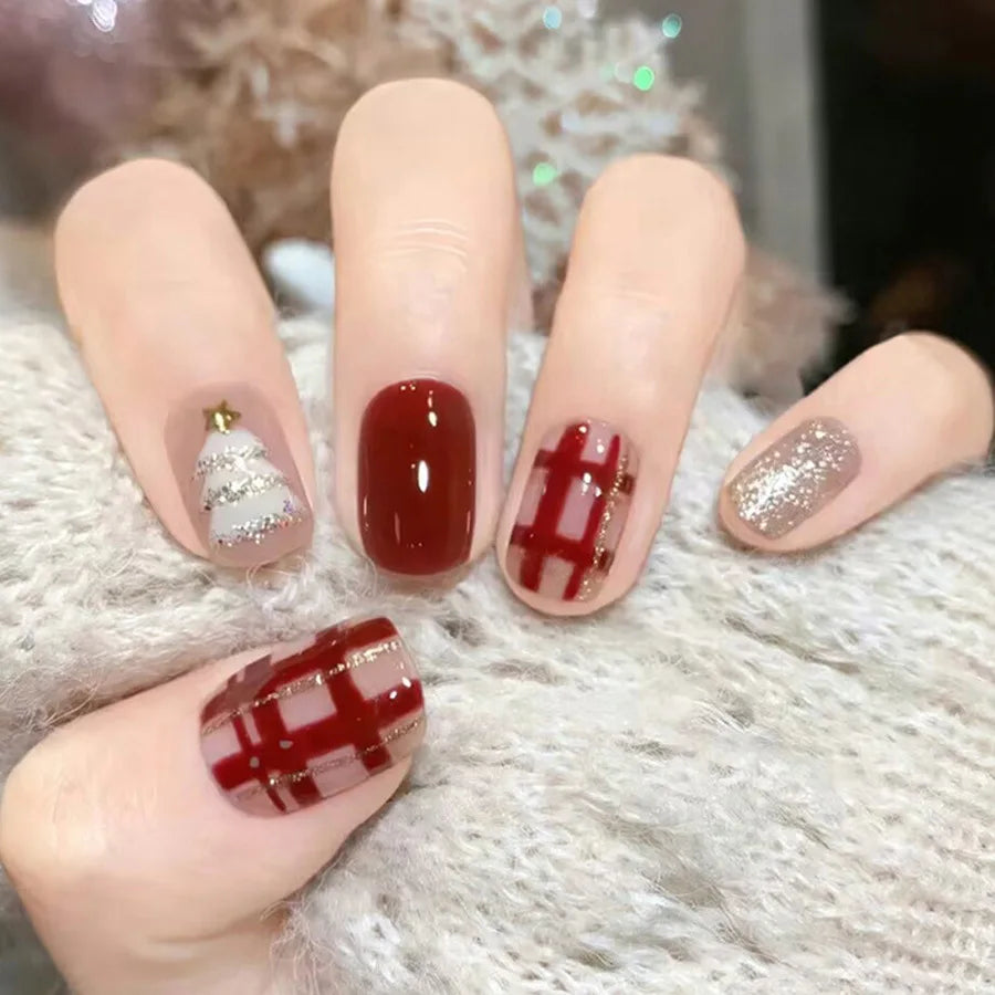 Medium long fake nails for Christmas party Cute snowman Santa Claus gift snowflake square almond tips Press on false nail art