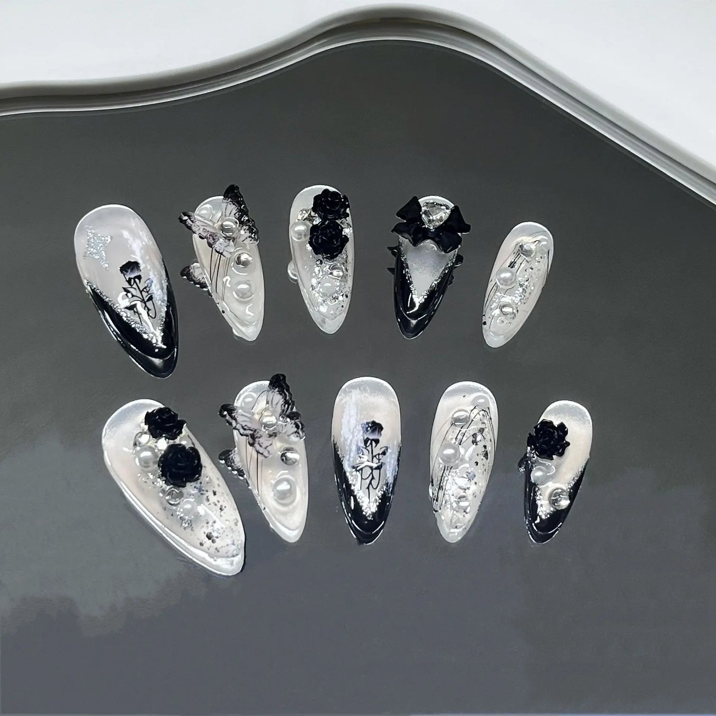 10pc Stiletto Almond Press On Nails Dark Black Fake Nails With Butterfly Star Design Hot Girl Detachable Full Cover Nail Art Tip