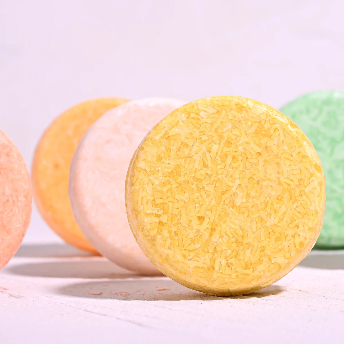Ginger vitamin C essence shampoo vegetable essential oil soap turmeric powder fluffy and nourishing deep cleaning soap