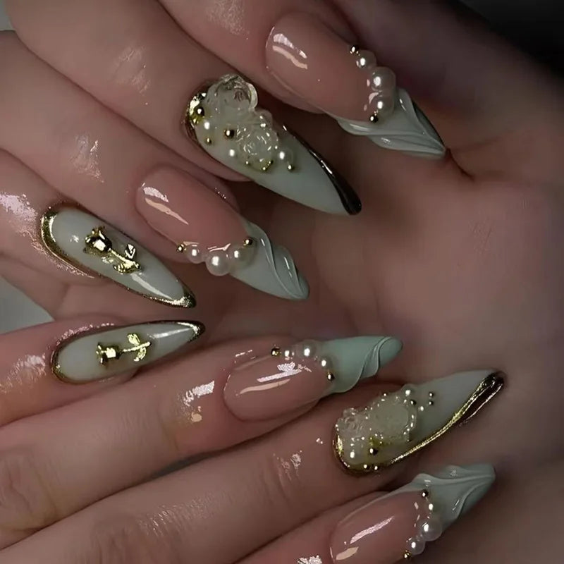 24Pcs 3D Green Ripple Design False Nails Cat's Eye French Almond Fake Nail Tips Leaves Pattern Removable Oval Press on Nails