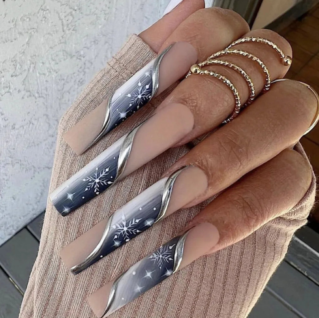 Medium long fake nails for Christmas party Cute snowman Santa Claus gift snowflake square almond tips Press on false nail art