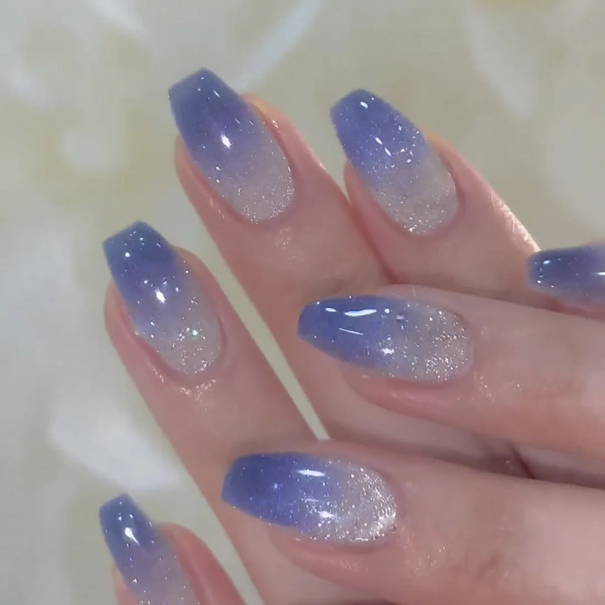 24Pcs Simple Fake Nail with Broken Diamond Short Square Press on False Nails Gradient White Wearable Ballet Full Cover Nail Tip