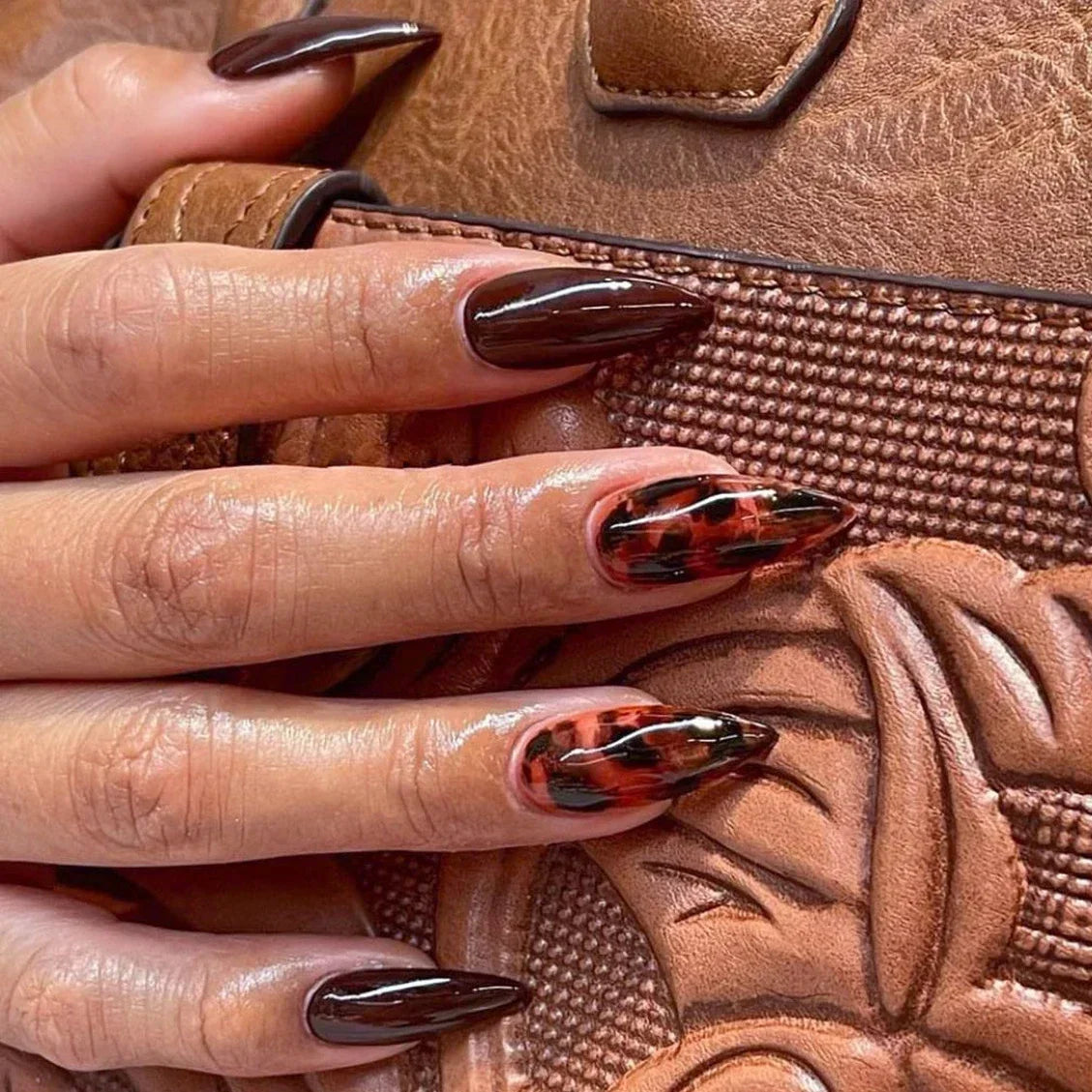 Leopard Print Ballet Fake Nails Art Almond False Nail Tip Charm Star Bowknot Flower Heart Cherry Pointed Press on Nails Manicure