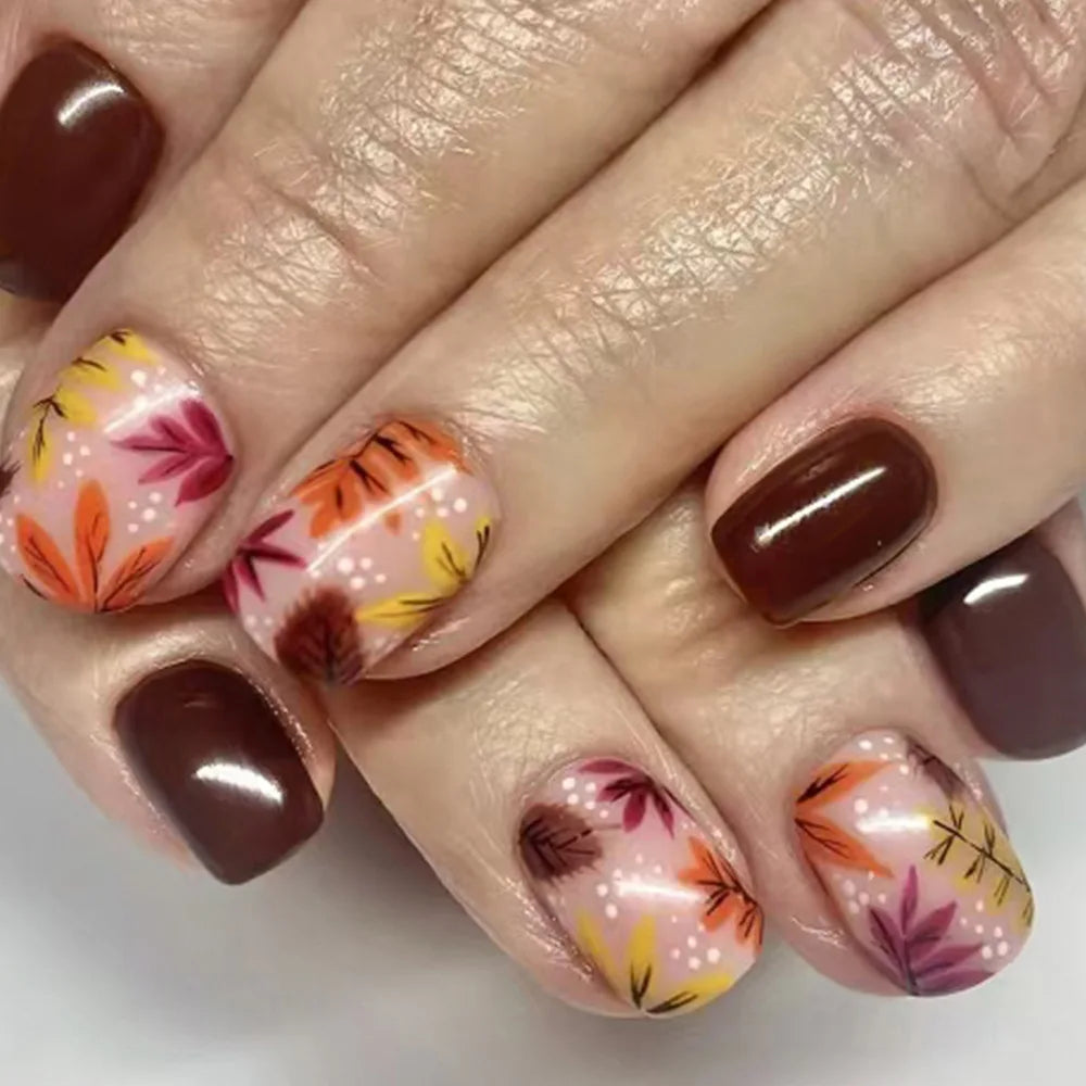 24Pcs Short Almond Nails Set Press on With Chessboard Design Fake Nail Art for Woman Pumpkin Pattern Datachable False Nails Tips