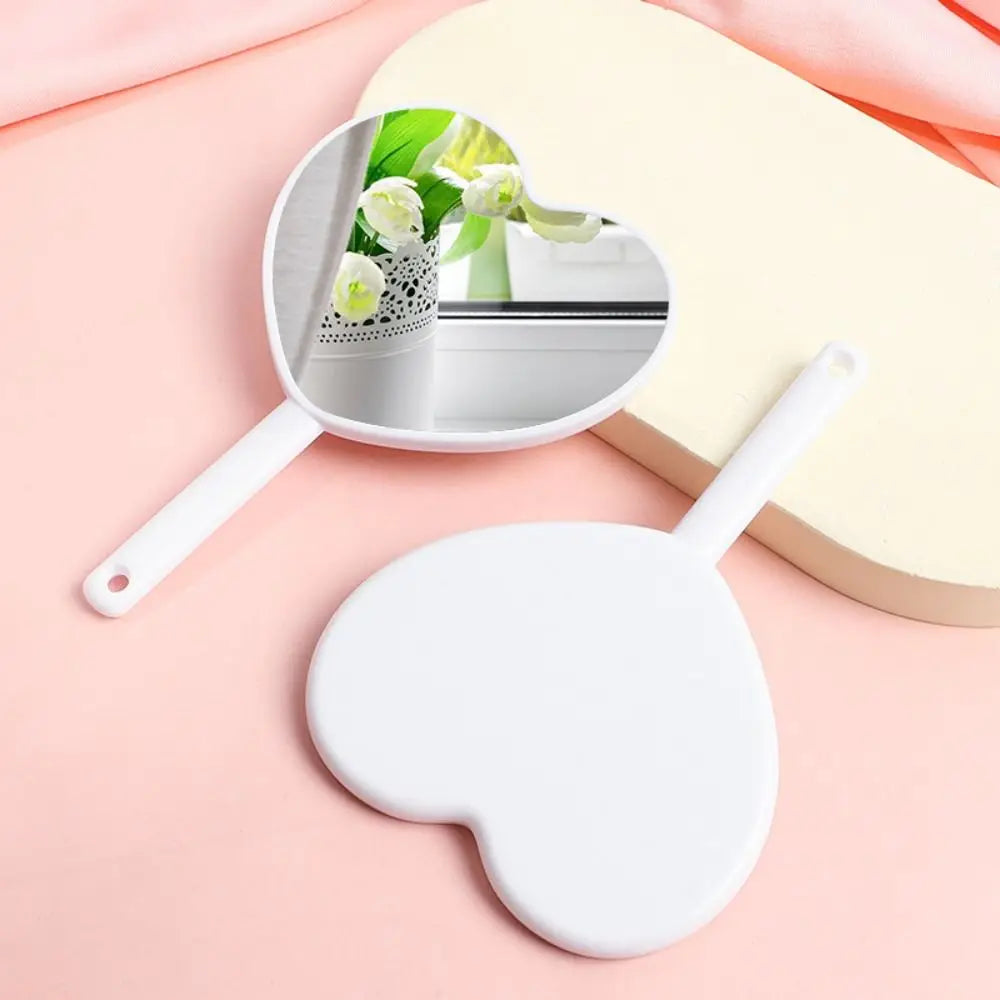 Fashion Love Makeup Mirror Sweet Girl Style Makeup Mirrors Handheld Makeup Mirror Suitable for Carrying Around Cute