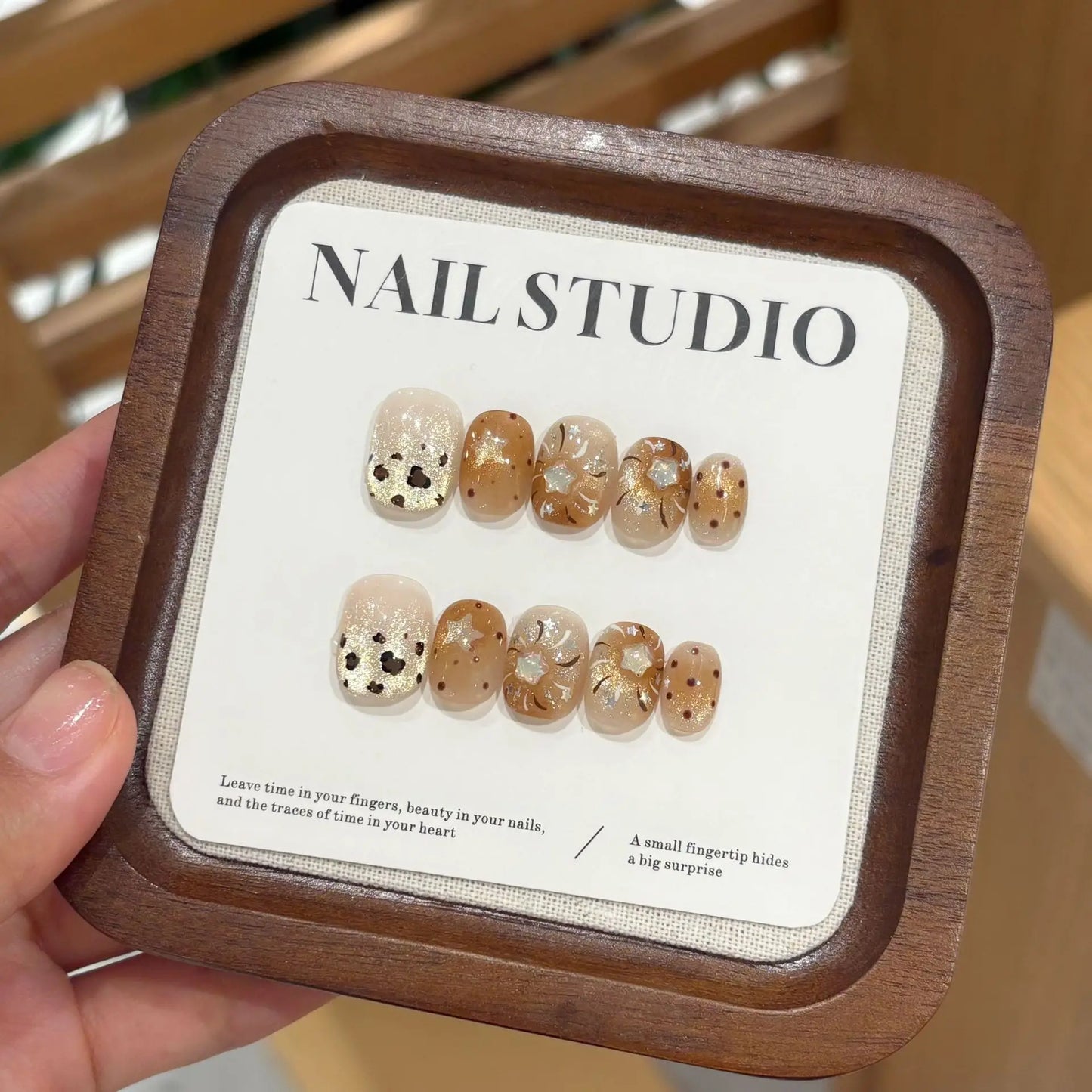 10PCS Summer BrownThe Polka Dot Cat's Eye Short Nail Art Hello Kitty Cute Notes Handmade Acrylic Fake Nail Gift