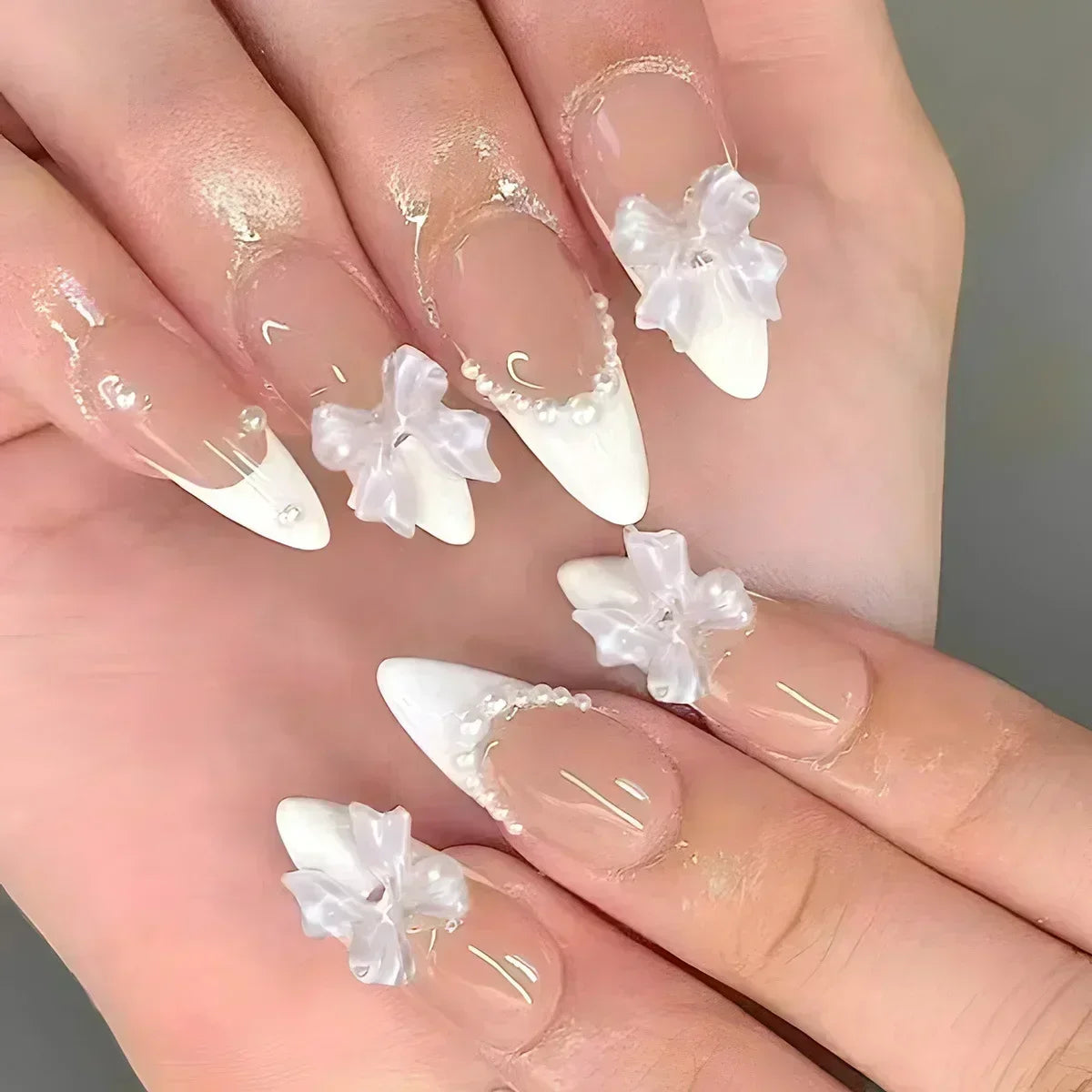 24Pcs Short Round Head Almond Fake Nails with Flowers Grass Pattern Wearable False Nails Tips Summer Full Cover Press on Nails